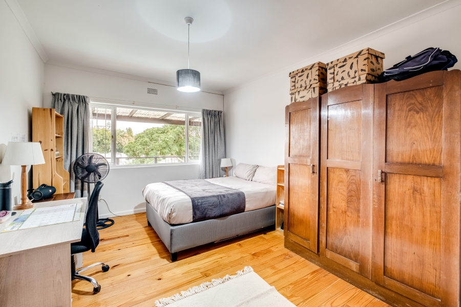 6 Bedroom Property for Sale in Pinelands Western Cape